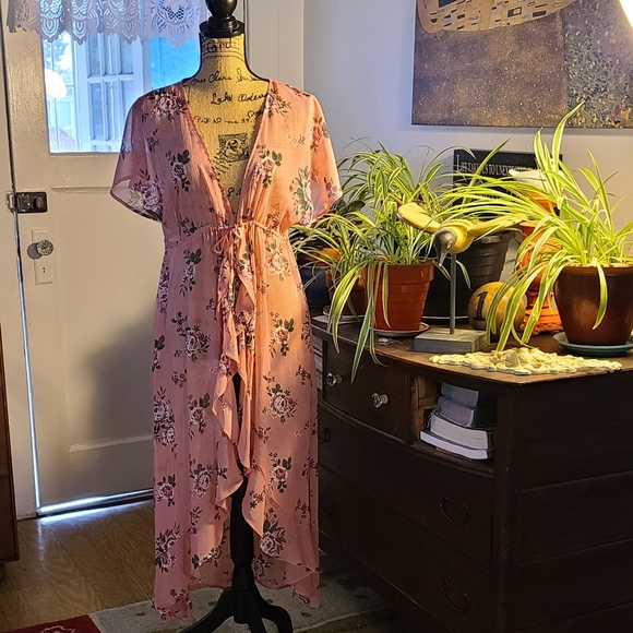 Rose floral cover up Beautiful - Picture 5 of 16